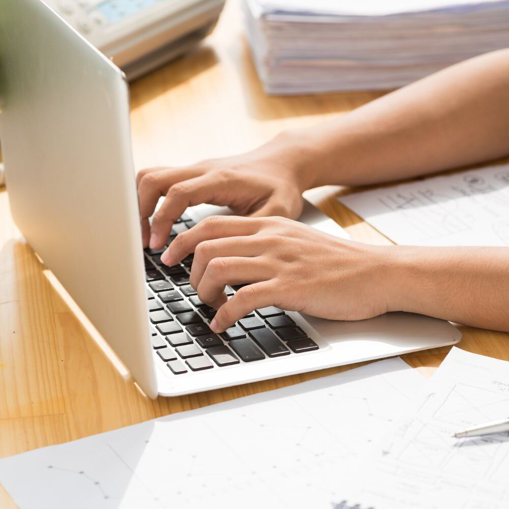 Employee getting instant answers while working on a laptop